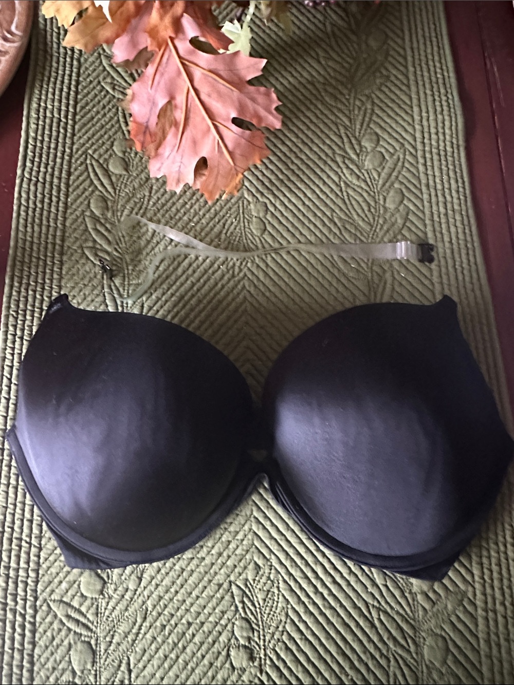Victoria's Secret Black Convertible Strapless T-Shirt Bra